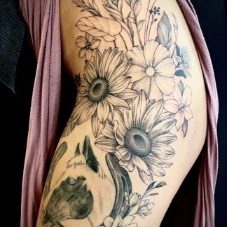 VICKI DUNN​ - TATTOO ARTIST​